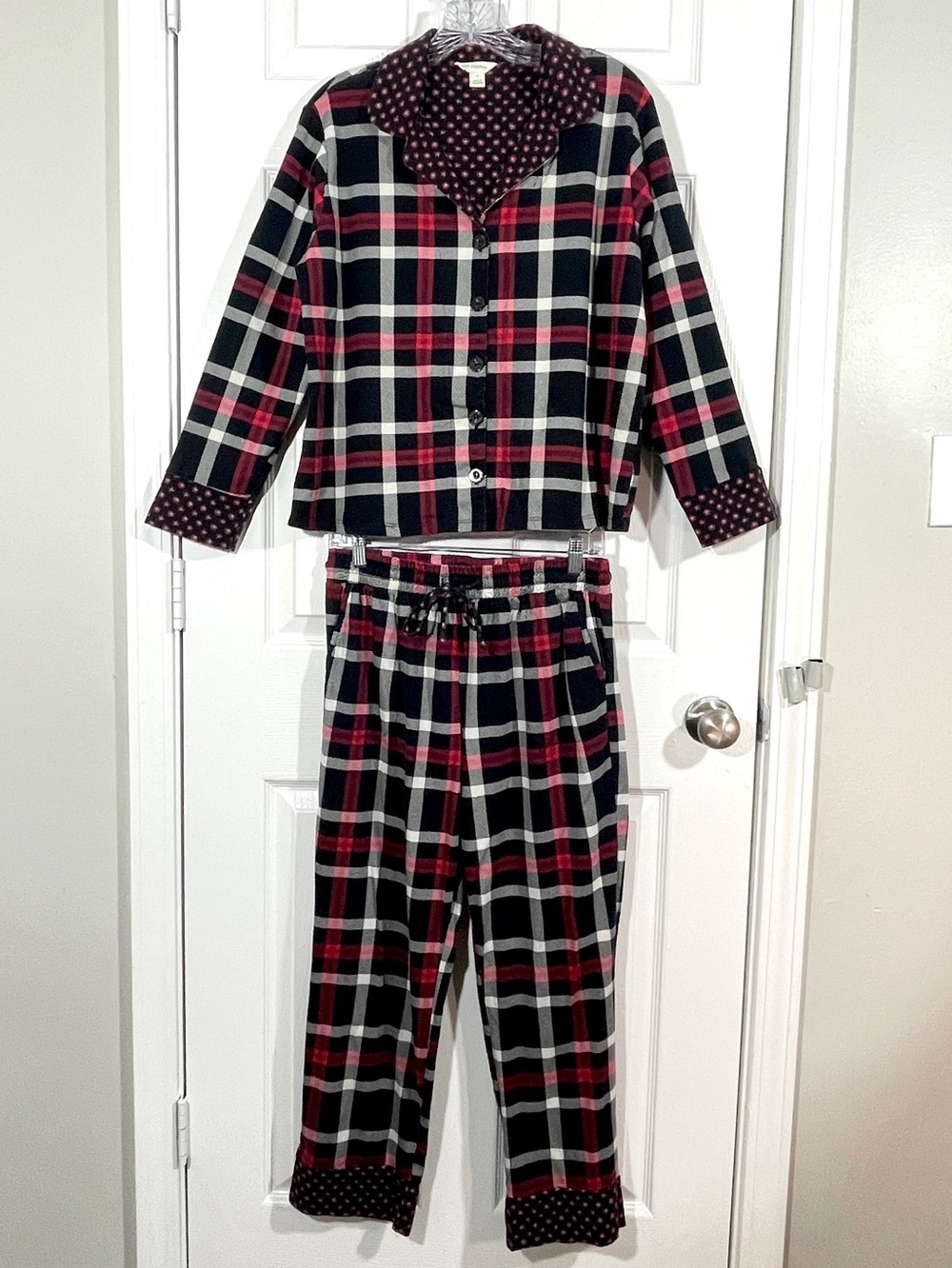 Vera Bradley Plaid Pajama Set Medium Red Black Cotton Button Up Lounge Set